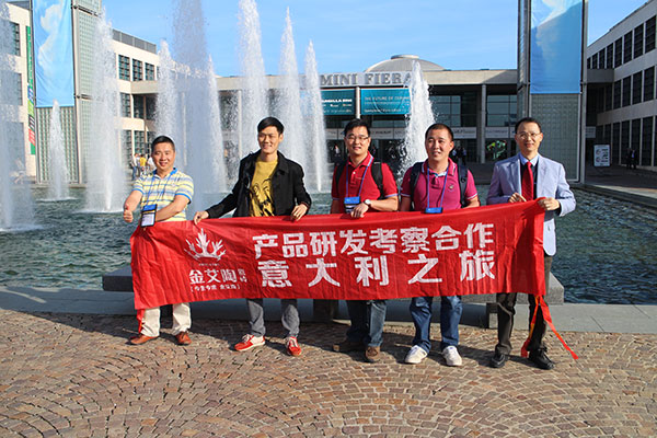 午夜免费福利视频陶瓷砖国产精品男女午夜福利片董事长（中）带队欧州考察