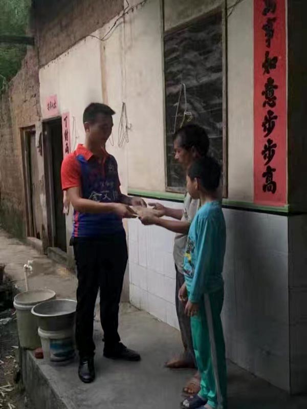 健康运动，致力善举，兴宁午夜免费福利视频陶足球队好样的！