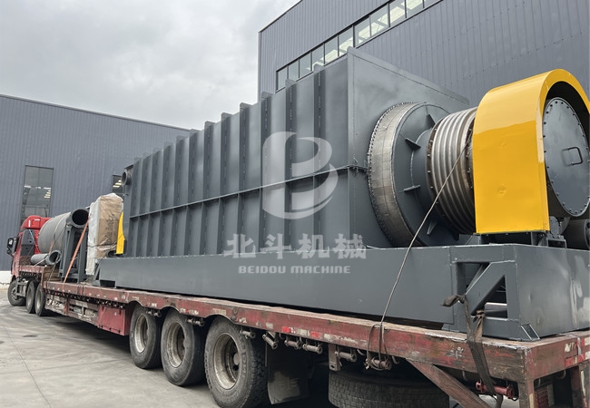 竹屑午夜在线观看视频装车发货忙不停,及时交付福建客户