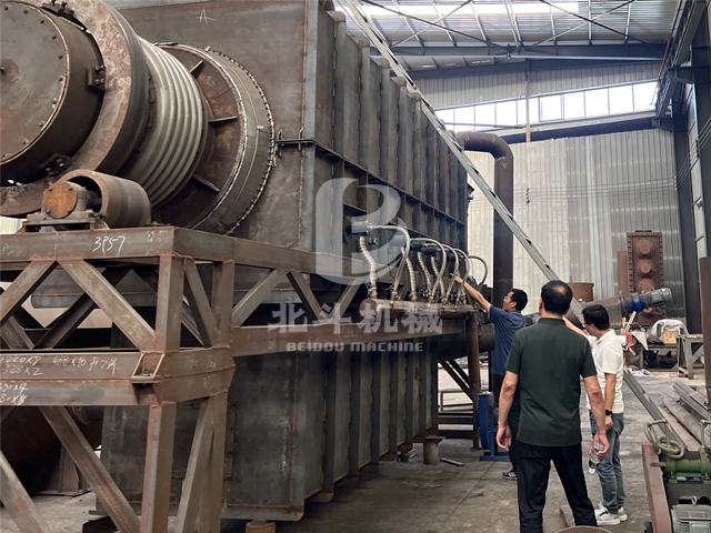 秸秆午夜在线观看视频成功吸引客户前来考察