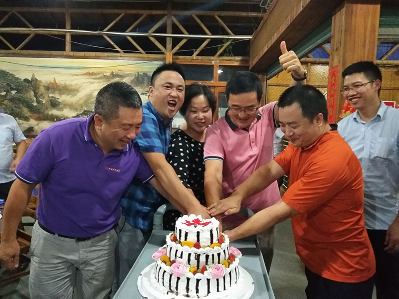 午夜免费福利视频陶喜迎三周年庆，感恩同行